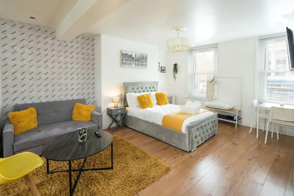 Spacious Studio For Up To 4! Sofa Bed Λονδίνο Εξωτερικό φωτογραφία