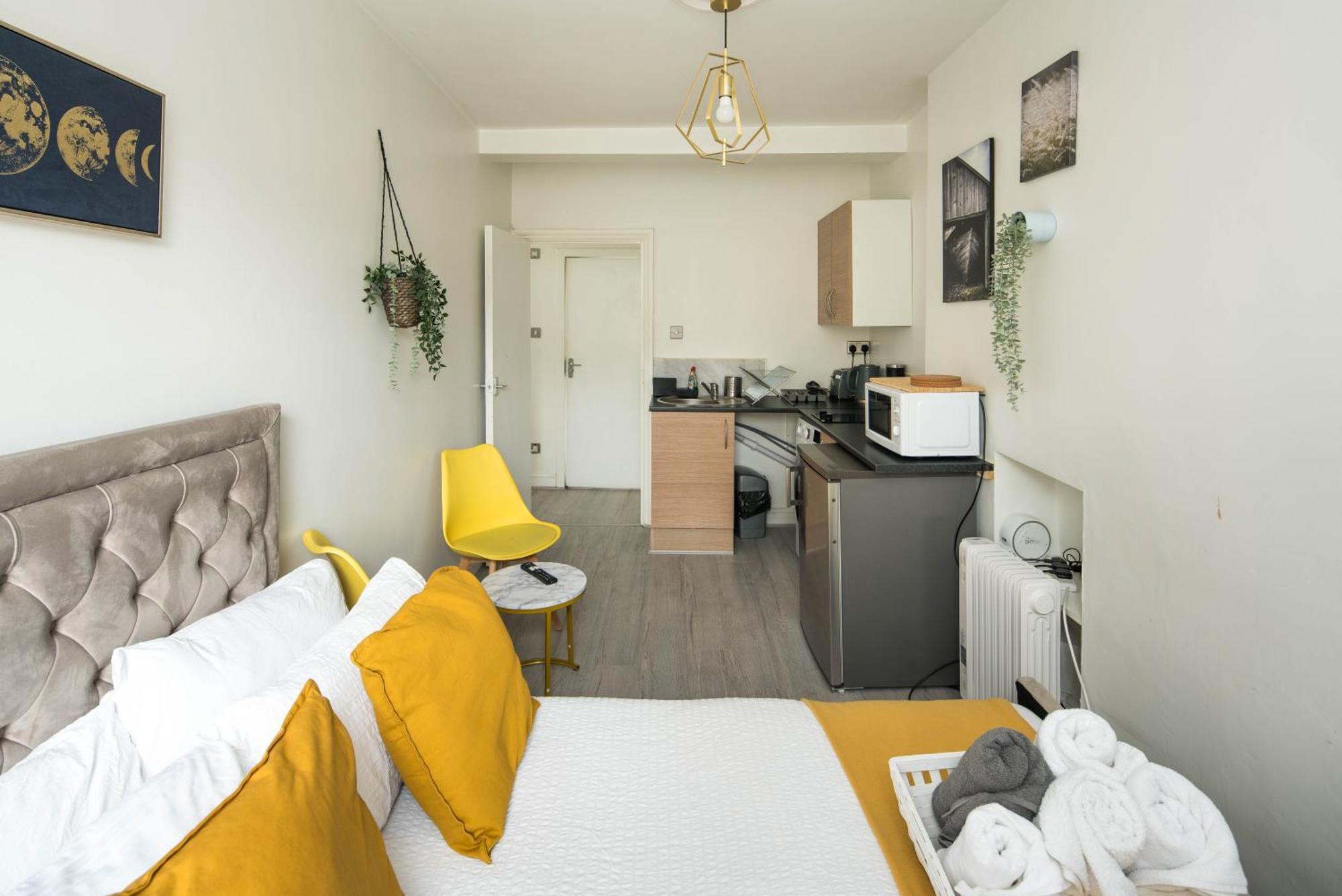 Spacious Studio For Up To 4! Sofa Bed Λονδίνο Εξωτερικό φωτογραφία